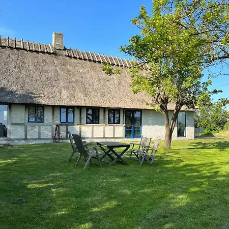 Idyll And Open Spaces On Skaro In The Archipelago *