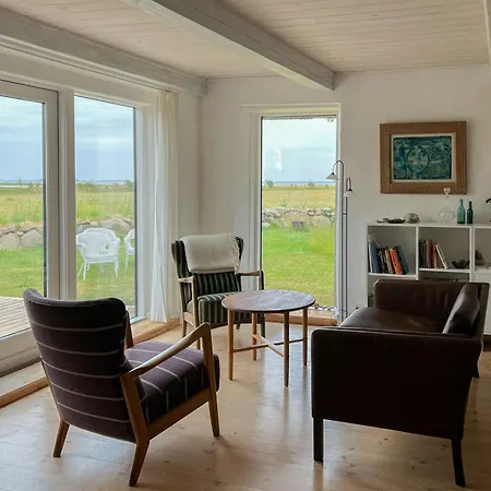 Idyll And Open Spaces On Skaro In The Archipelago